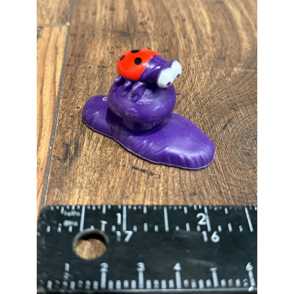2017 Peyo Lady Bug Mushroom Lost Smurf Village Figure # 6 McDonalds Happy Toy
